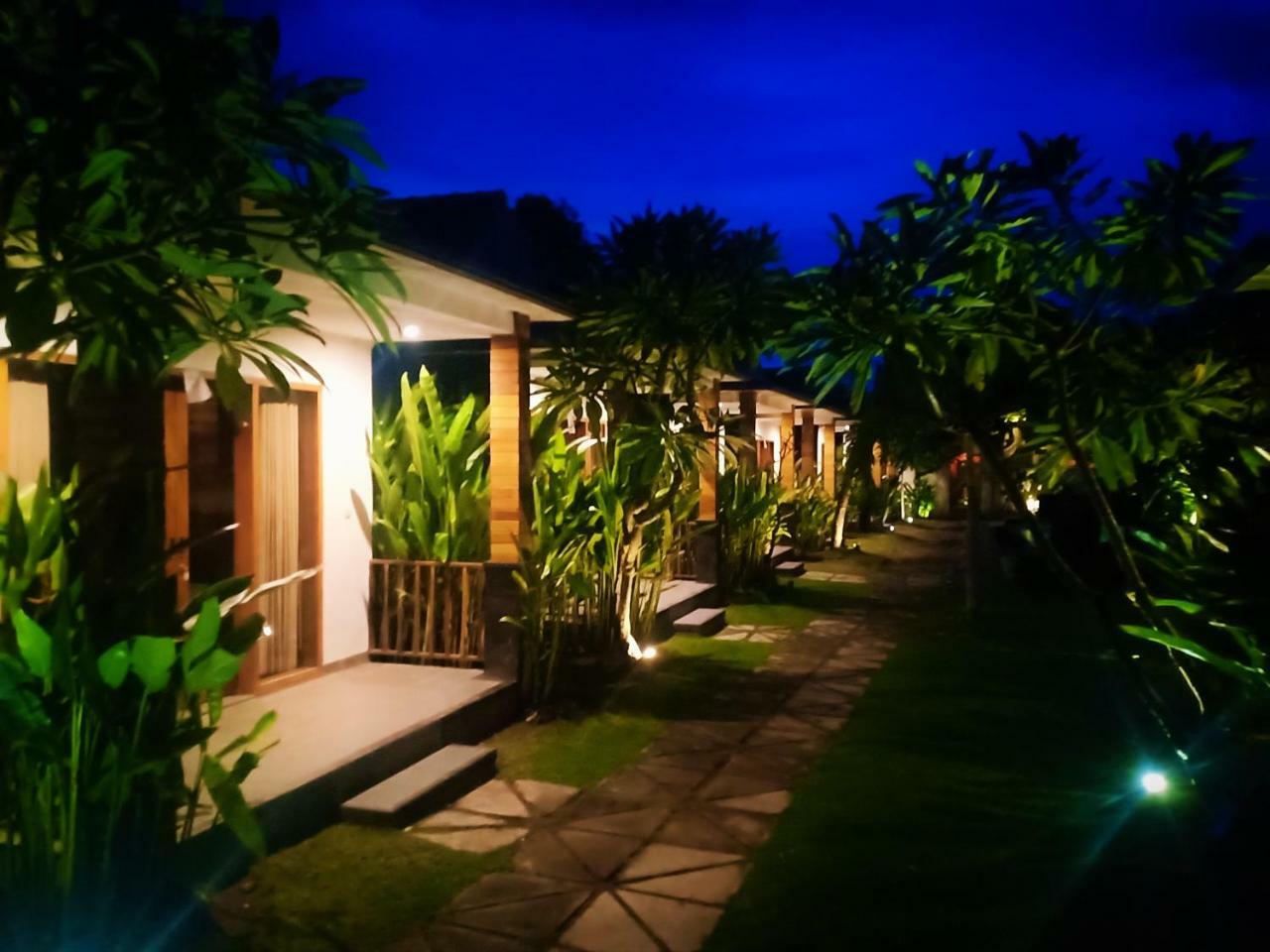 Singabu Bungalows Batununggul Exterior foto