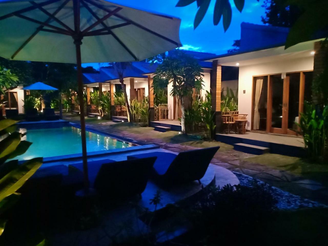 Singabu Bungalows Batununggul Exterior foto