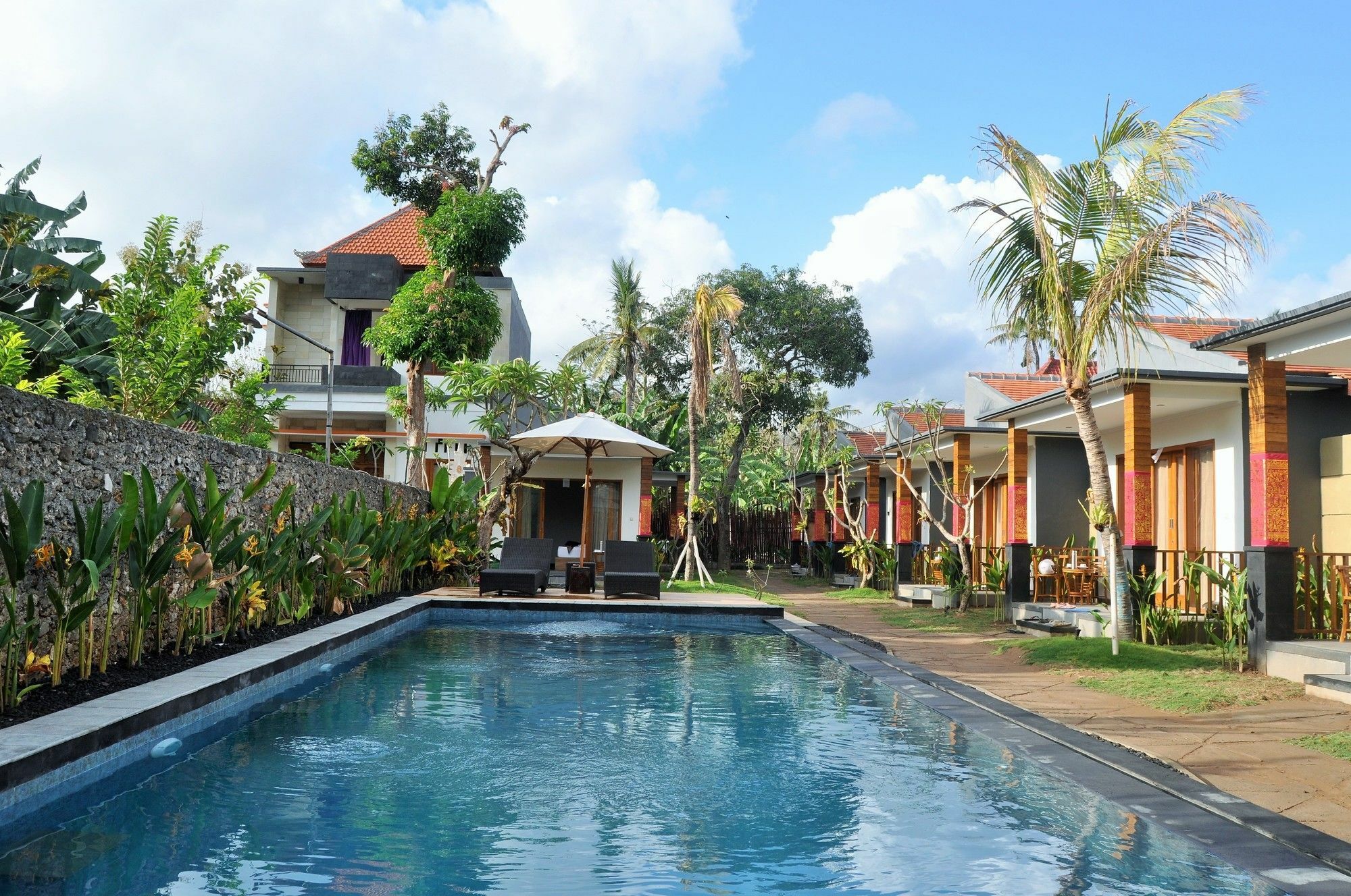 Singabu Bungalows Batununggul Exterior foto